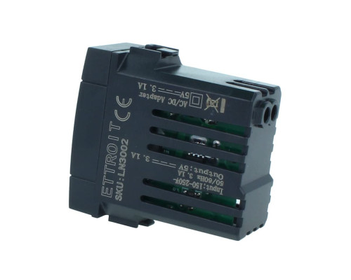 USB-розетка (2 USB-роз'єми типу C + USB-A)